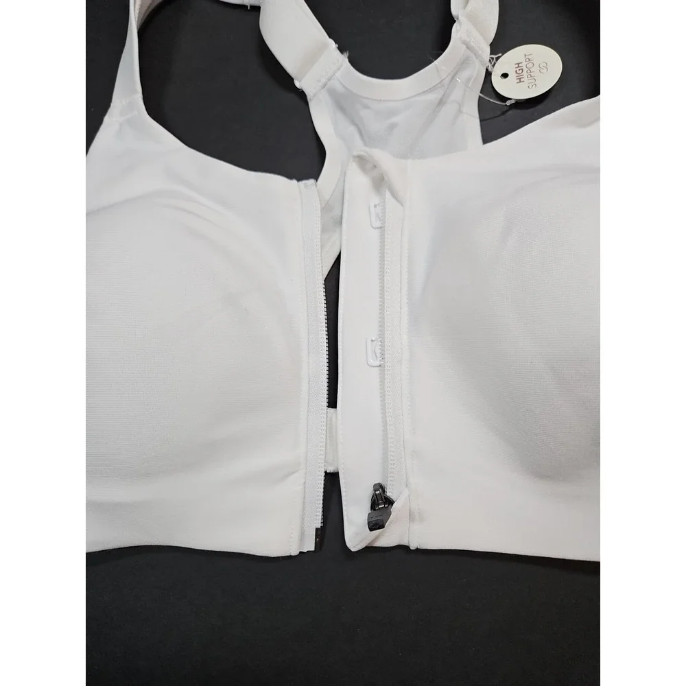 Calia Womens White Go All Out Zip Front Sports Bra Size 32 DD NWT‎
